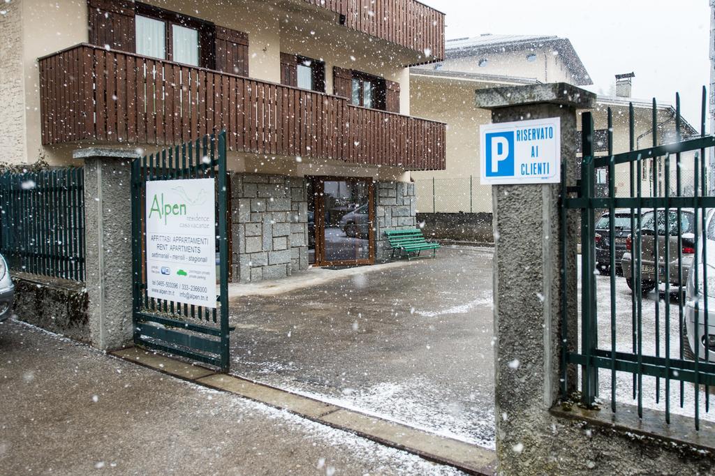 Residence Alpen Casavacanze Pinzolo Exteriör bild